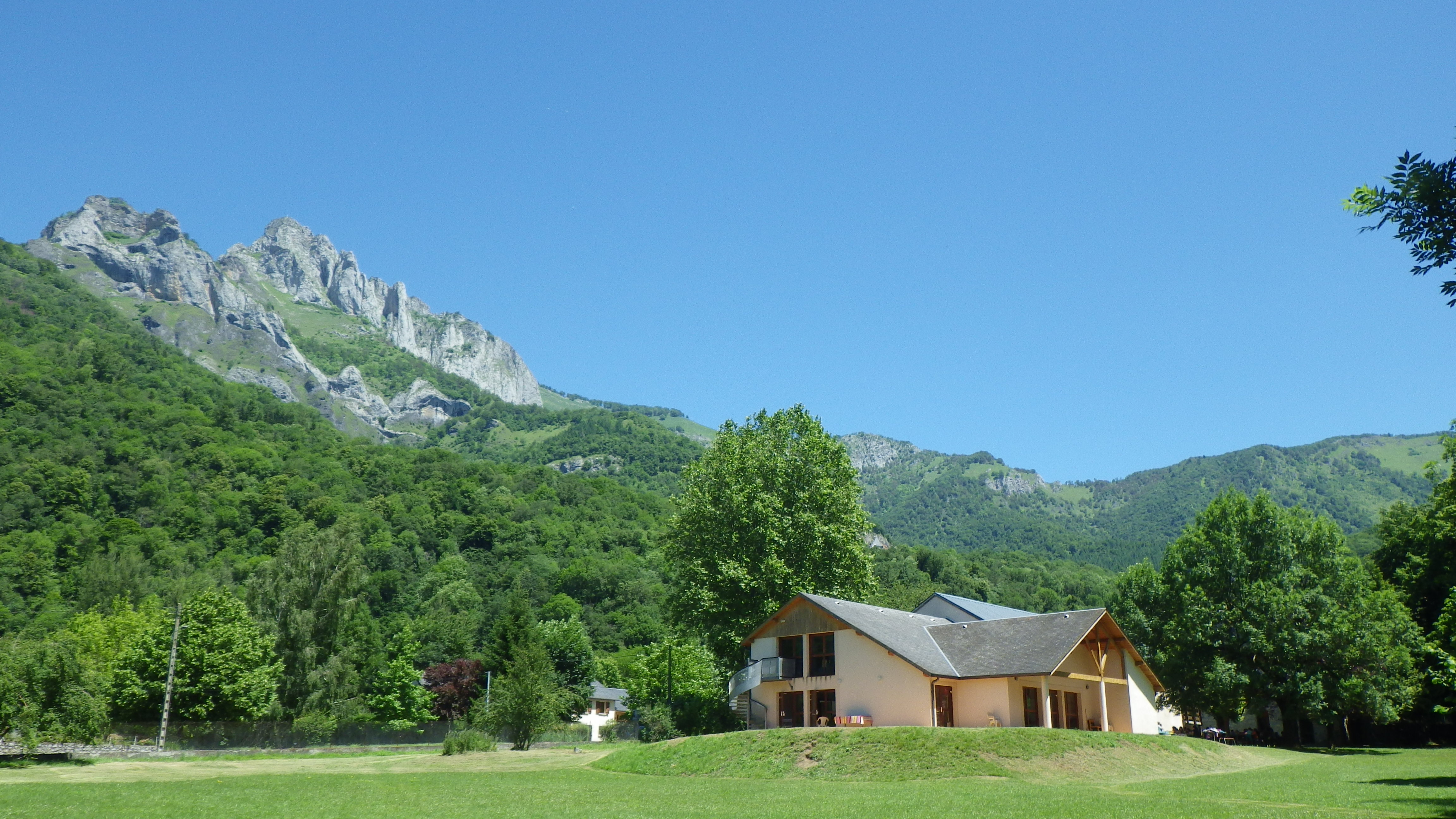 Centre de vacances Saint-Béat - La Roseraie